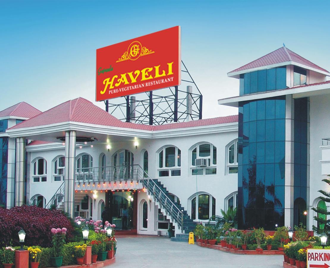 Gajraula Haveli Resort Экстерьер фото